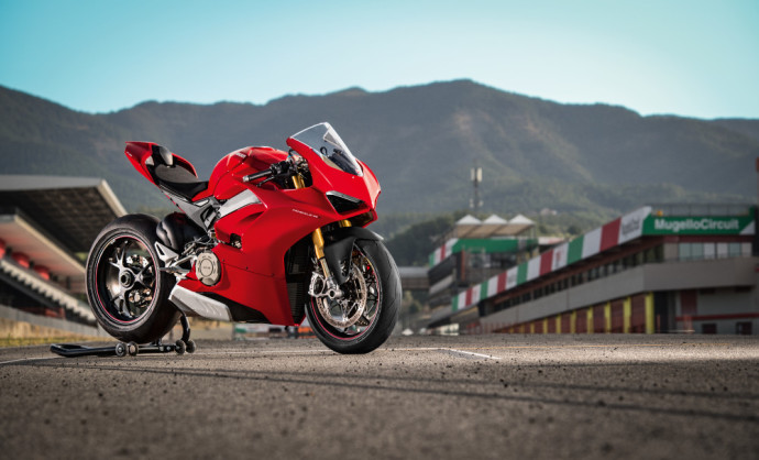 Ducati Panigale V4 S