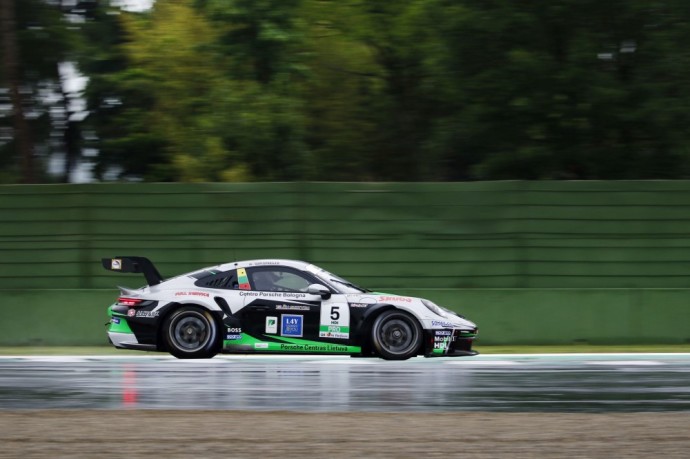 Karolio Šikšnelio debiutas Italijos „Porsche Carrera Cup“ lenktynėse kupinas brangių pamokų