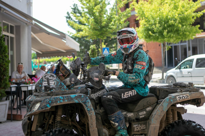 Ketvirtoji Albanijos ralio diena „CFMOTO Thunder Racing Team“ komandai buvo sunki: teko važiuoti taupant degalus