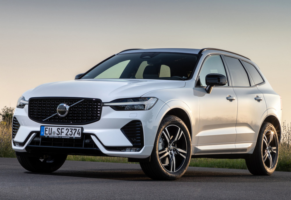 White Volvo XC60 R-Design SUV